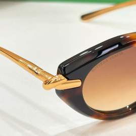 Picture of Bottega Veneta Sunglasses _SKUfw80050225fw